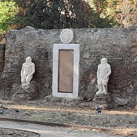 Pensiero Romano Екстериор снимка